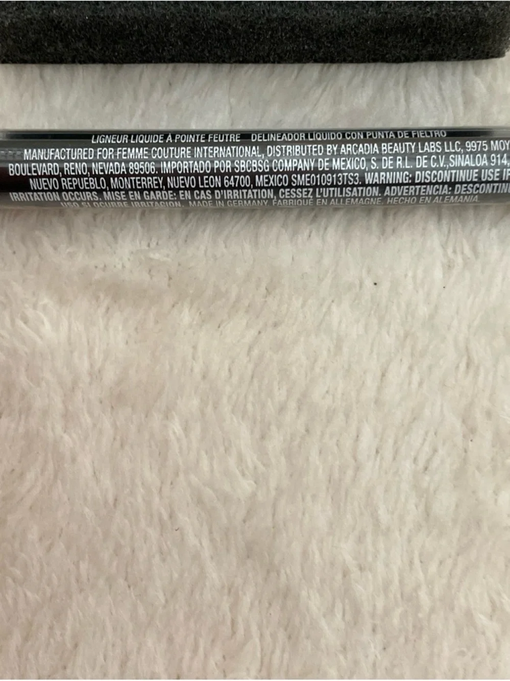 Felt Tip Eyeliner Pen - Black